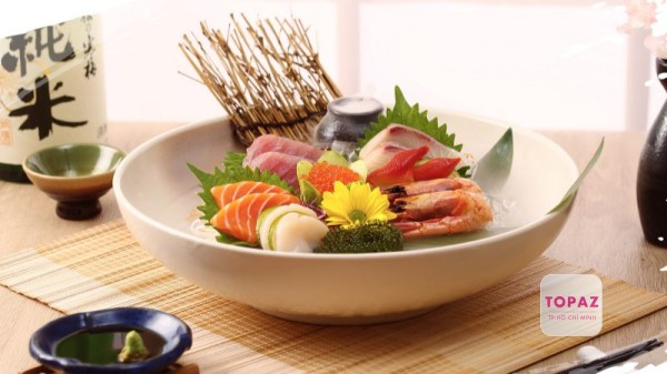 Tama River tại TPHCM cung cấp hơn 30 loại sushi khác nhau