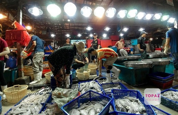 Chợ đầu mối Bình Điền - Vựa hải sản tươi sống TPHCM lớn nhất