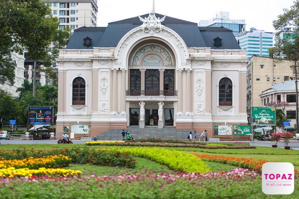 Nhà hát Thành phố Hồ Chí Minh có gì thú vị