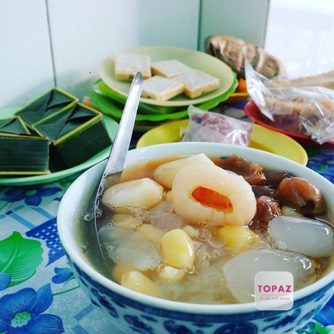 Chè Hiển Khánh nổi tiếng là một trong những quán ăn ngon HCM