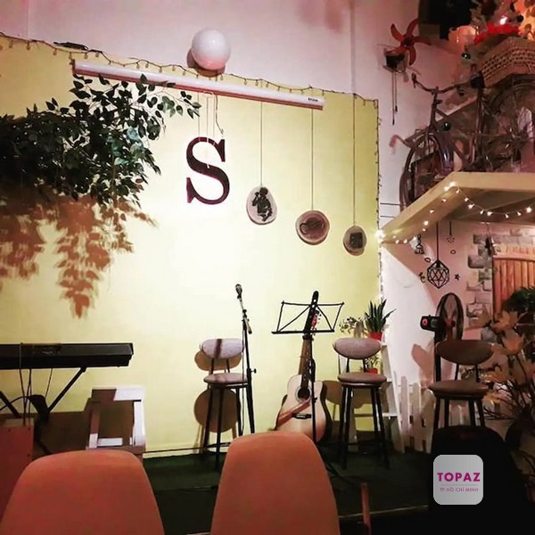 S-Cafe Studio là quán cafe hát với nhau ở tphcm tạo ra không gian yên tĩnh và riêng tư