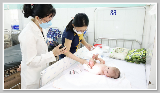 Bác sĩ và y tá ở Bệnh viện Da Liễu TPHCM được đánh giá cao về chuyên môn và kinh nghiệm 