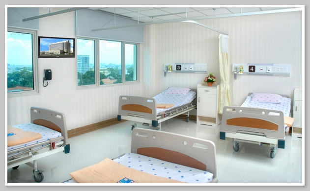 Phòng bệnh tại Bệnh viện Đại học Y Dược được trang bị cơ sở vật chất hiện đại và đầy đủ 