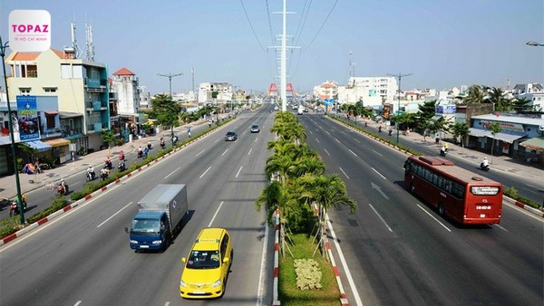 Ngã Tư Bình Thái tọa lạc tại vị trí đắc địa trên đường Song Hành Xa Lộ Hà Nội