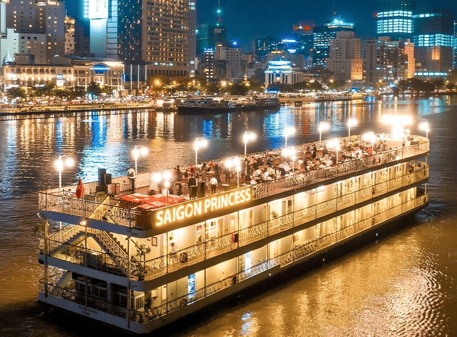 Ngắm cảnh trên sông từ Saigon Princess