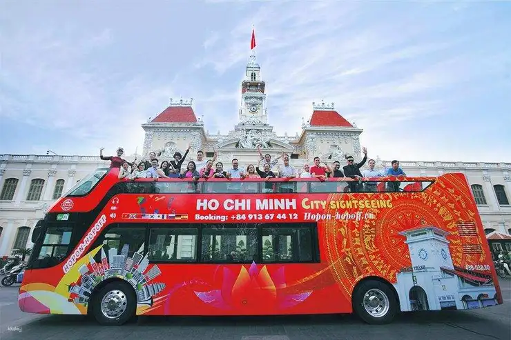 xe đi quanh thành phố